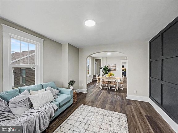 4th image of 126 1/2 3rd St