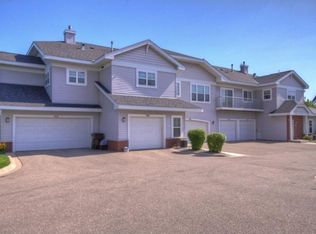 3416 Autumn Woods Dr, Chaska, MN 55318