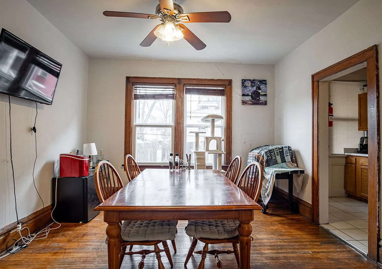 E 19th Ave 354-360 MLR — Photo 2