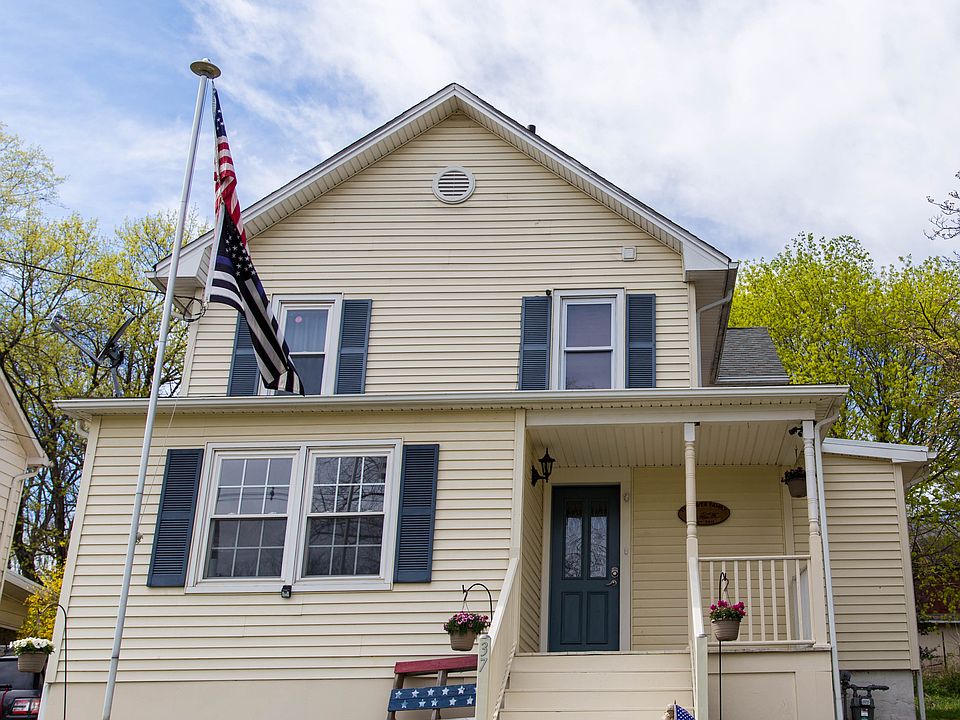 1st image of 37 Wantage Ave