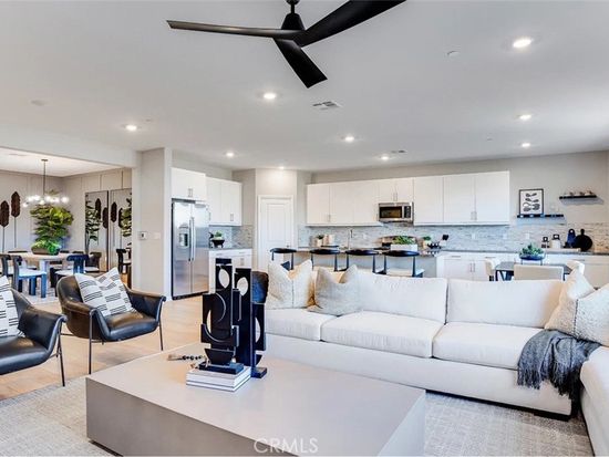 17533 Crabtree Mdws, Hesperia, CA 92345