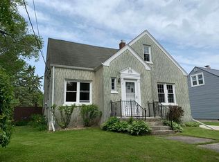 2210 S 14th St, Manitowoc, WI 54220