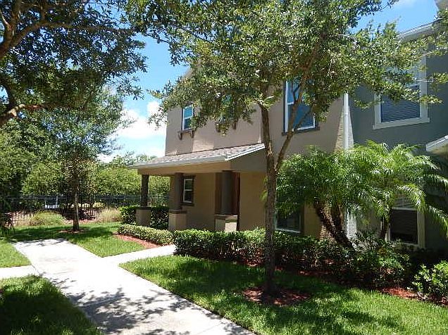 1st image of 1653 Pointe West Way