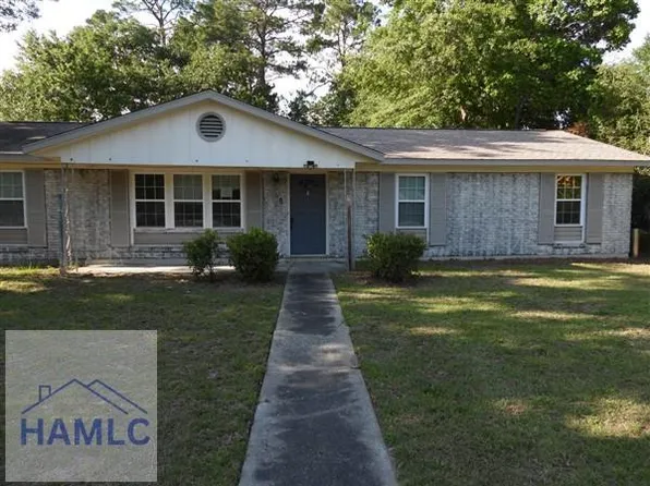 615 Olive St, Hinesville, GA 31313