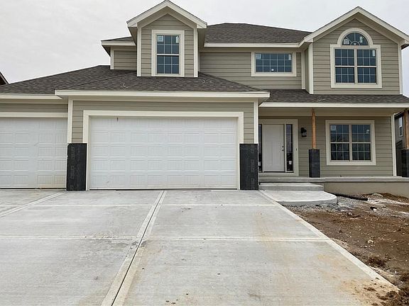 2nd image of 8711 N Spruce Ct