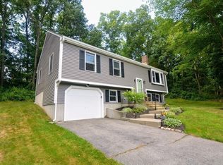 12 Marks Way, Sutton, MA 01590