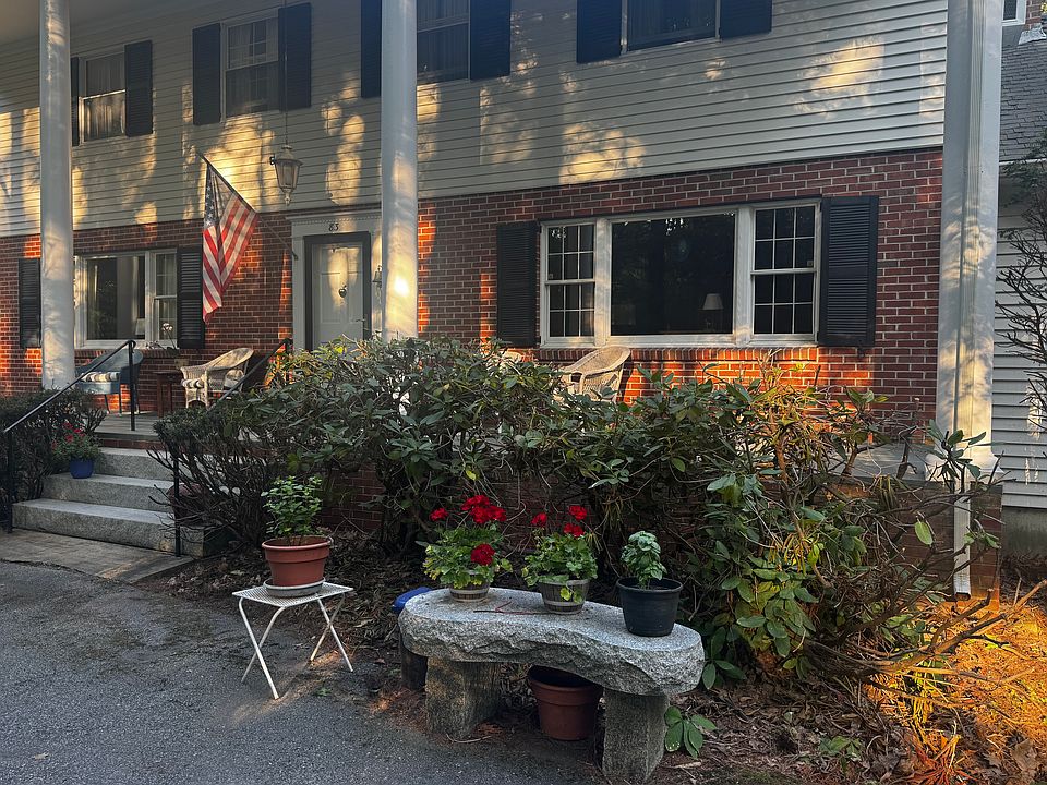 Front covered patio.