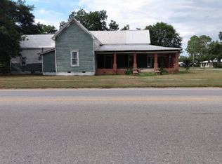 406 W Broad Ave, Doerun, GA 31744