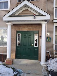 108 Mill St APT 102, Woonsocket, RI, 02895
