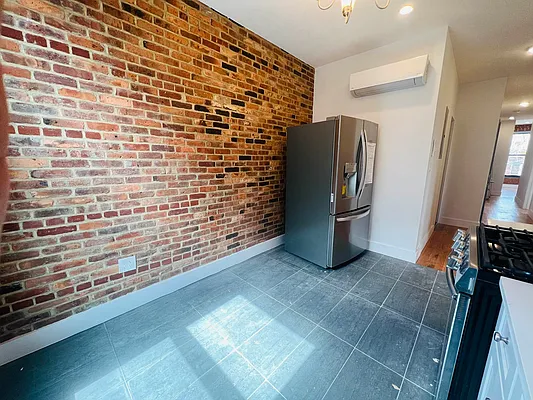 Rented by null | media 21