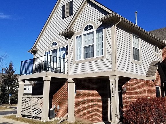 2nd image of 3212 Primrose Ln