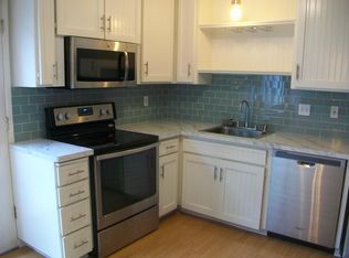 720 Richardson St APT 3, Martinez, CA 94553