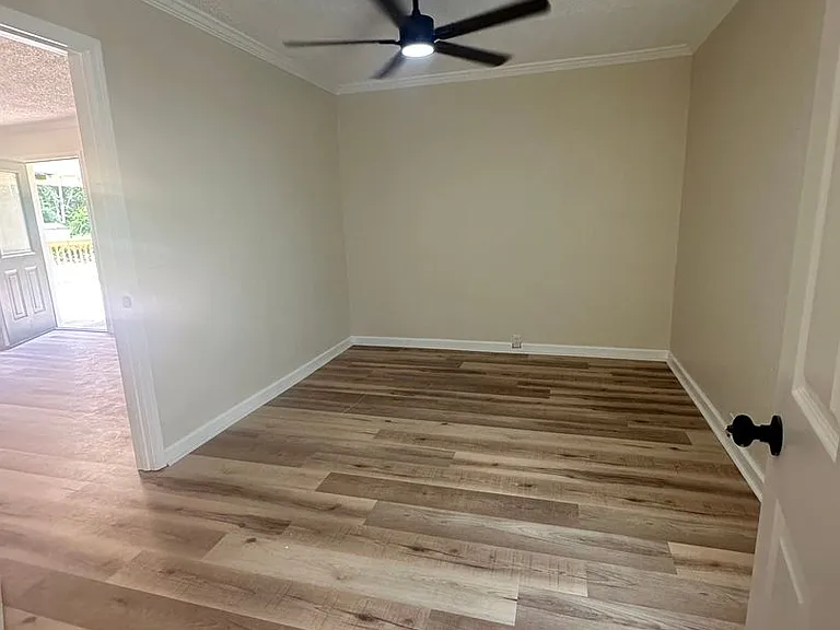 464 McDilda Dr — Photo 11