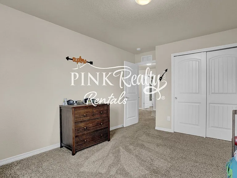 10887 Pigeon Dr — Photo 29