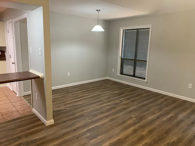 7483 Pennhill Dr — Photo 9