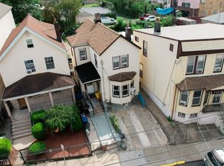 32 Coeyman St, Newark, NJ 07104