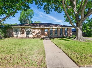 2722 Margaret Dr, Arlington, TX 76012