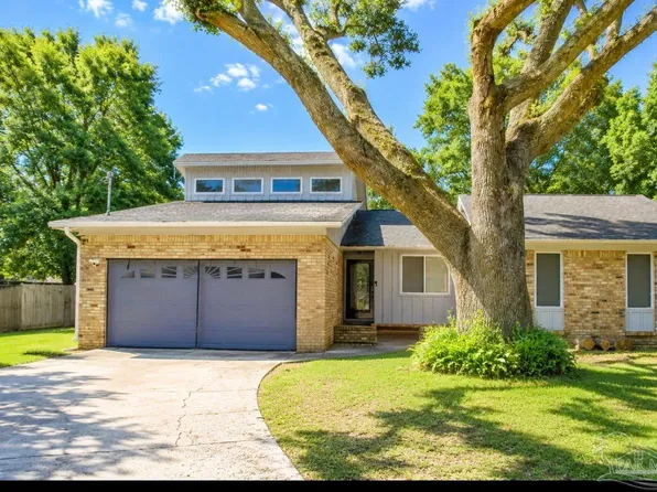 2143 Yardley Cir, Pensacola, FL 32526