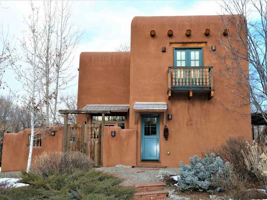 305 Florentina Ln, Taos, NM 87571