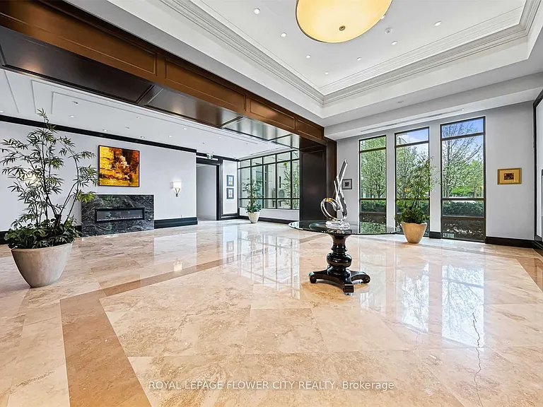 88 Promenade Cir #403 — Photo 3