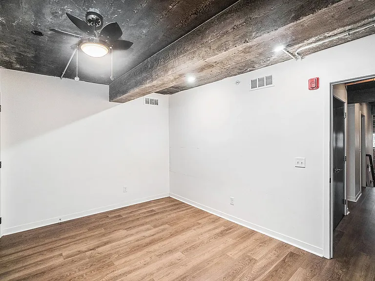 2645 Madison Ave — Photo 13