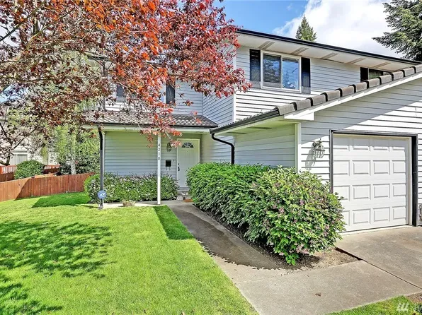4218 NE 5th St, Renton, WA 98059