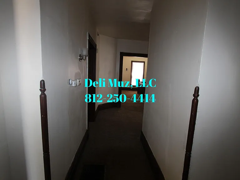 742 E Chandler Ave #B — Photo 7
