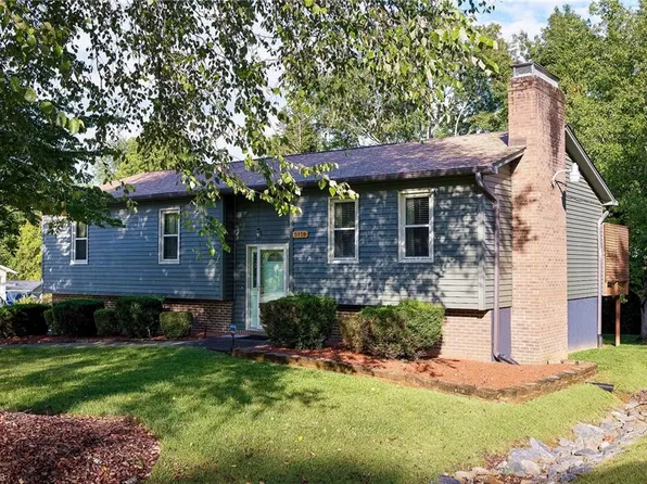 5116 Hutchins St, Winston Salem, NC 27106