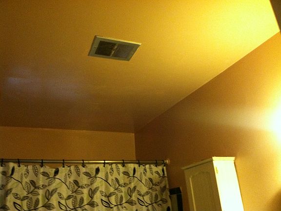 2nd image of 18415 Fenton St