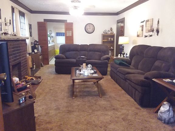 Family Room - Has HWF Here