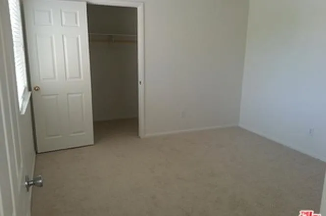 7560 Pine Ridge Pl — Photo 8