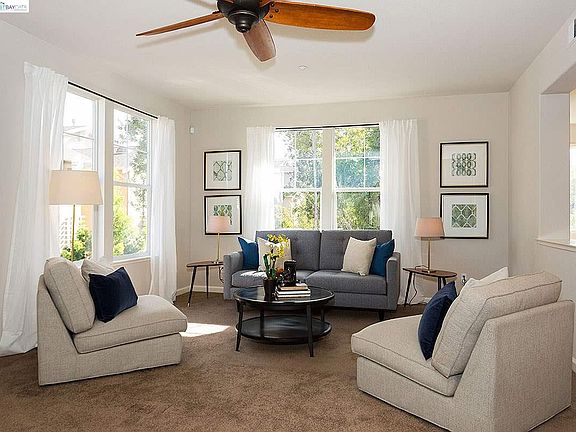 4th image of 1586 Chandler St #133