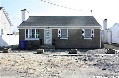 1st image of 443 Eisenhower Ave