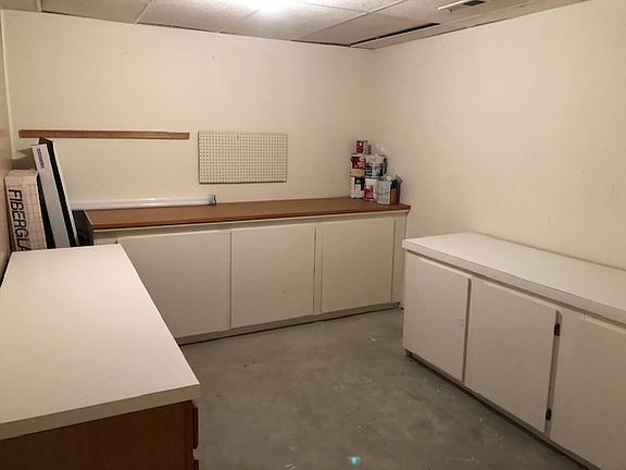 3rd image of 3815 S Alder Dr #1