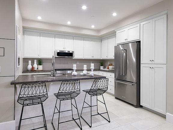 5th image of 5486 Melissa Ln