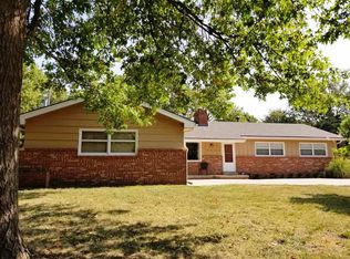 8232 E Morningside Dr, Wichita, KS 67207