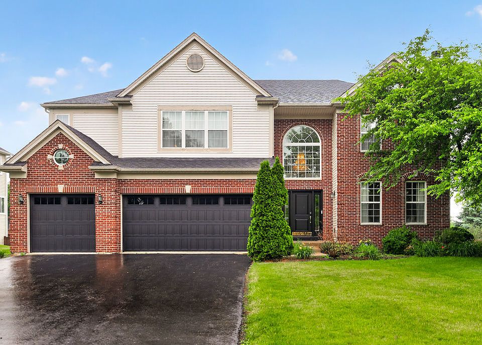 1st image of 2560 McDuffee Cir