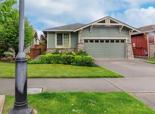 8228 Bainbridge Loop NE, Lacey, WA 98516