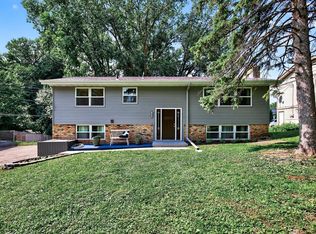 6080 Bartlett Blvd, Mound, MN 55364