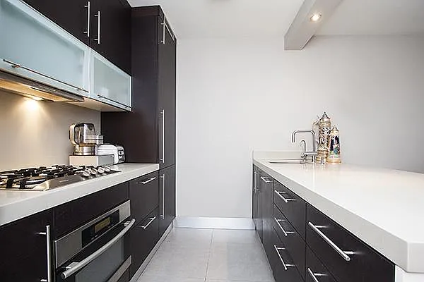 Rented by Mazzeo Real Estate | media 23