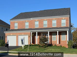 1914 Belleville Dr NE, Leesburg, VA 20176