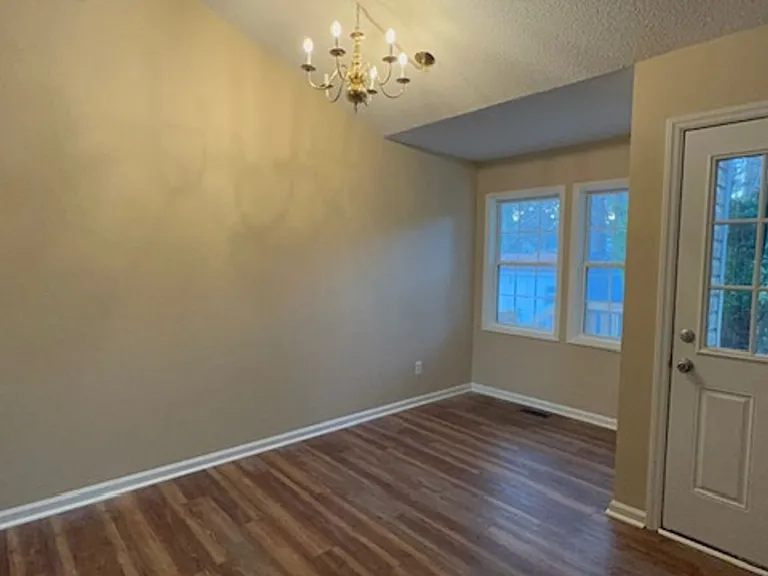 212 Walnut Creek Dr — Photo 9