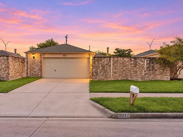 9227 Stockwell Dr, Houston, TX 77083