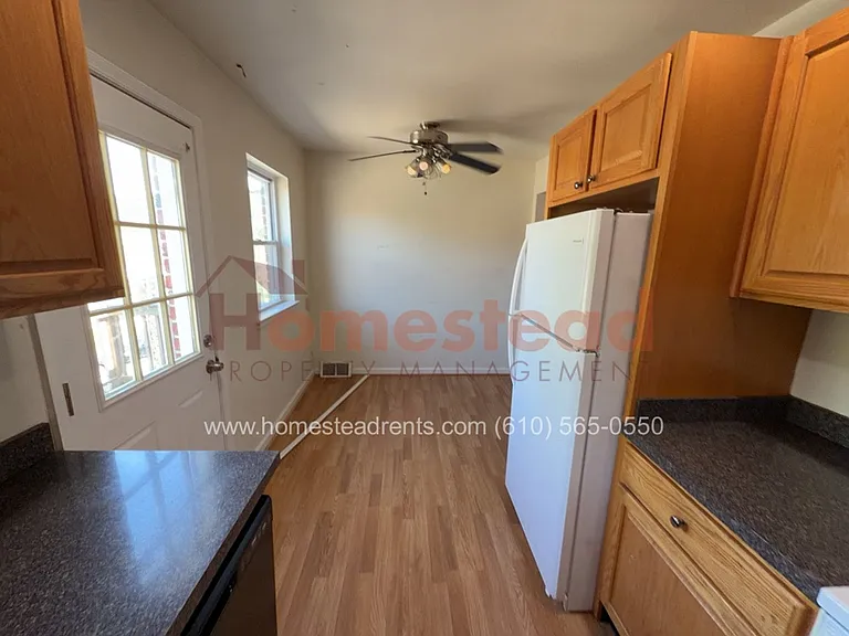 132 Abbey Ter — Photo 8