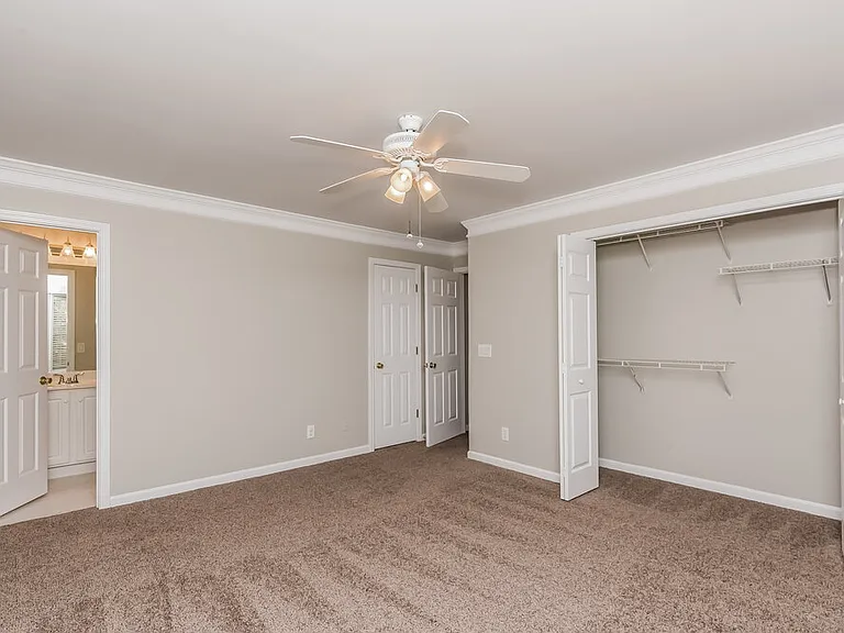 710 Weatherstone Trce — Photo 9