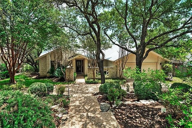 1st image of 1809 Big Canyon Dr