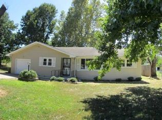 330 E Farm Road 84, Springfield, MO 65803