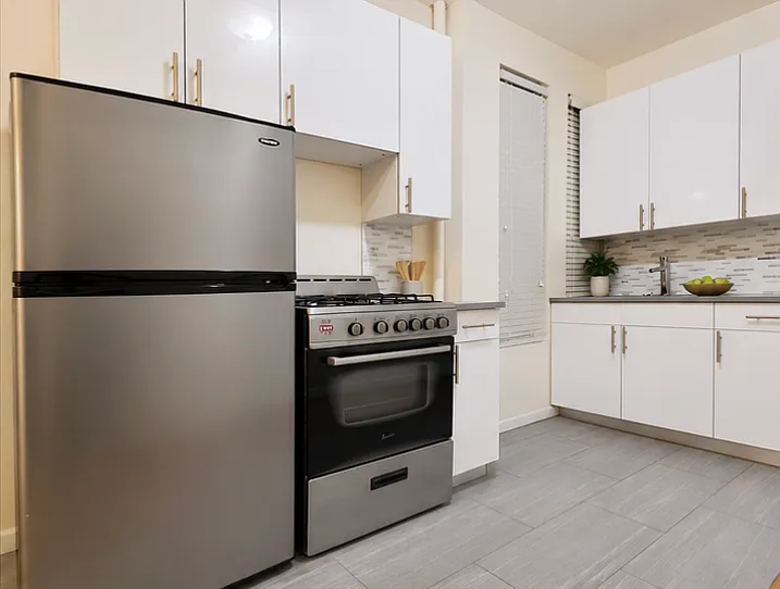 825 Bedford Ave #2A — Photo 2