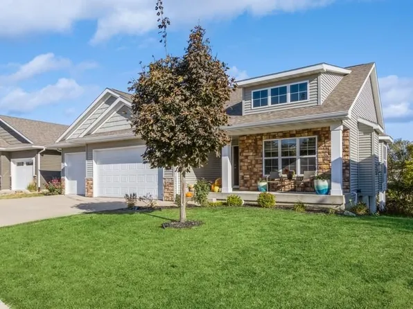 156 Colchester Dr, Iowa City, IA 52245