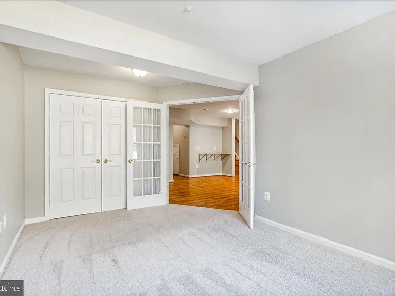 2442 Rippling Brook Rd — Photo 32